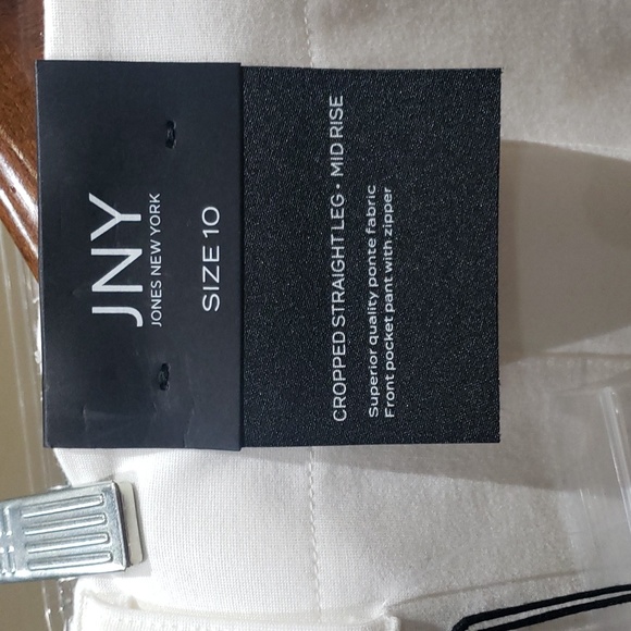 Nwt JNY size 10 white wide legs strechy pants - Picture 8 of 11